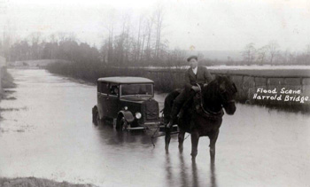 Flood at Harrold Bridge about 1920